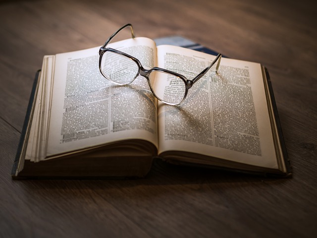 Les multiples bienfaits des marque-pages personnalisés en bois pour les enfants